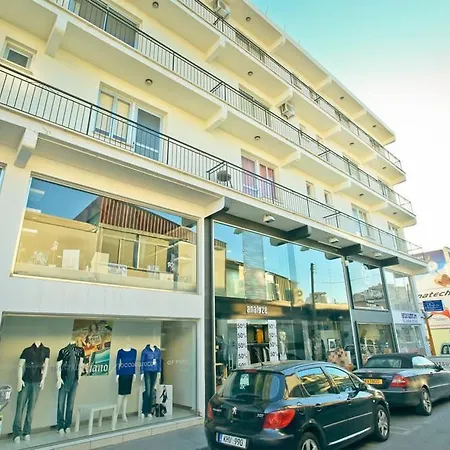 S Sari Flats Pensjonat